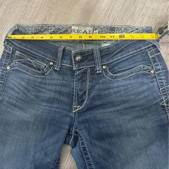 Ariat Women's ๐ข๐Blue Boot Cut Jeans with Stylish Stitching, size 28 (EUC$ - Picture 11 of 14